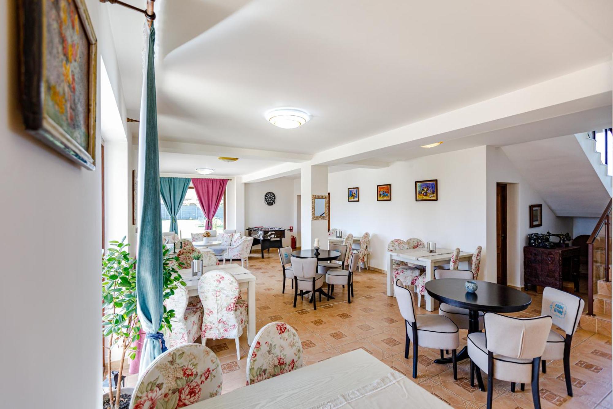 Gasthaus Sacalaz Hotel Timişoara Buitenkant foto