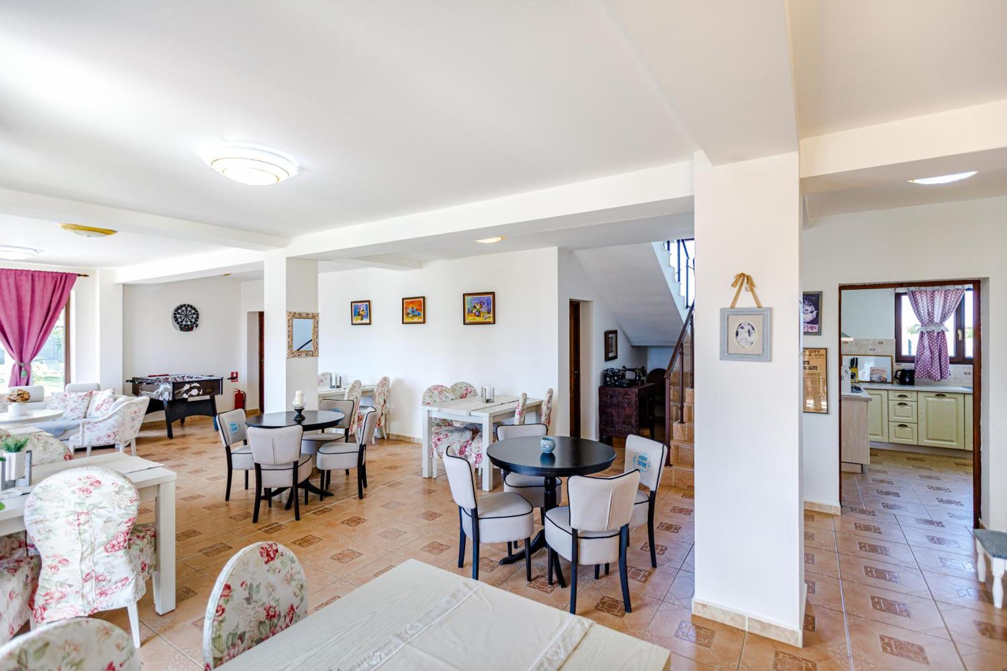 Gasthaus Sacalaz Hotel Timişoara Buitenkant foto