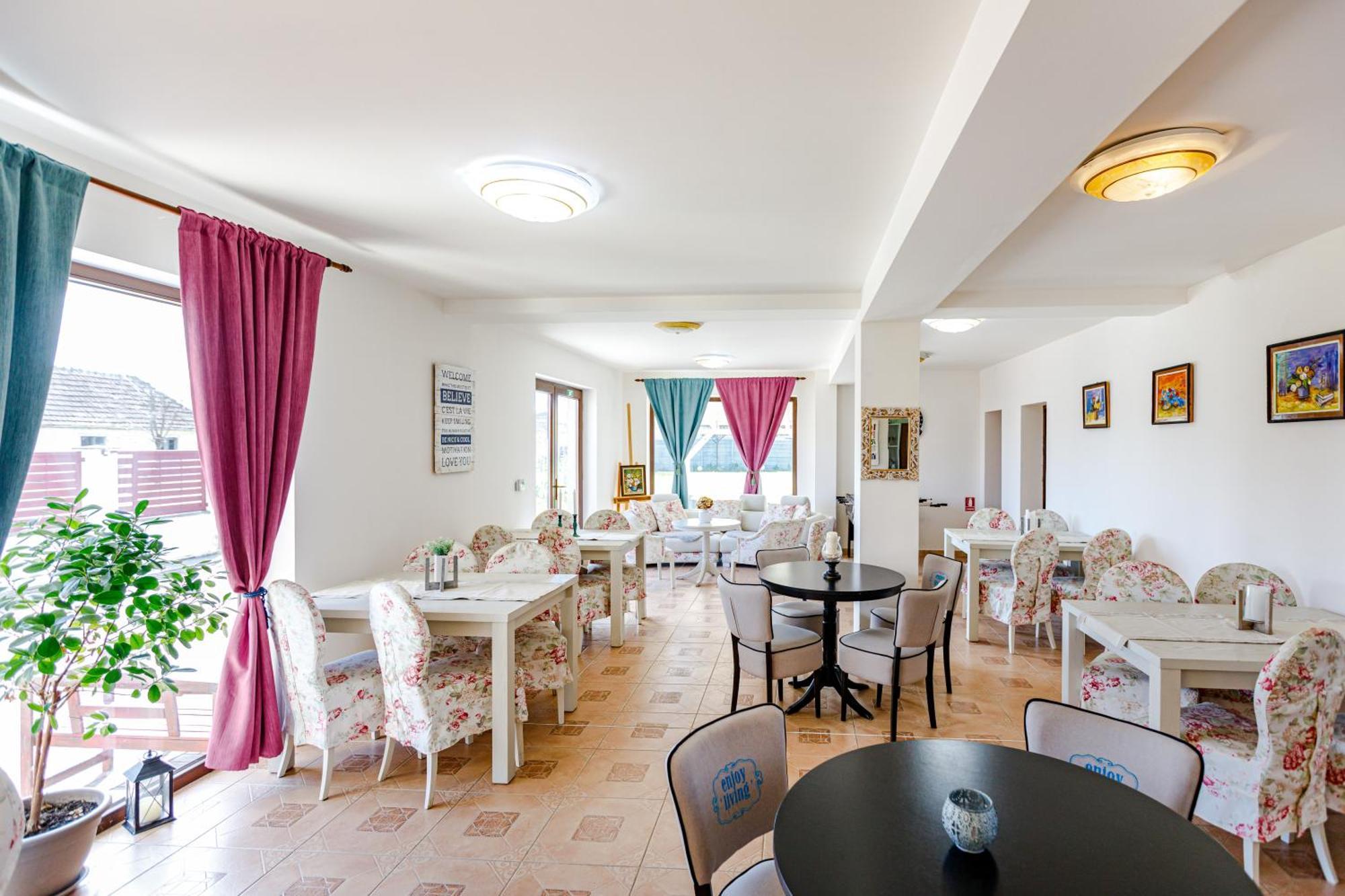 Gasthaus Sacalaz Hotel Timişoara Buitenkant foto